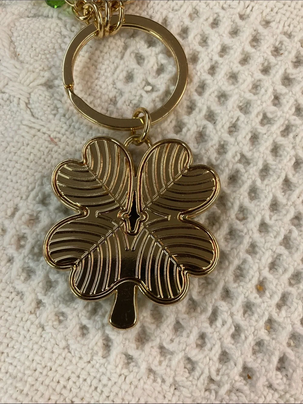 Rare Juicy Couture NWOT Green Enamel Four-Leaf Clover Keychain with Gold Accents